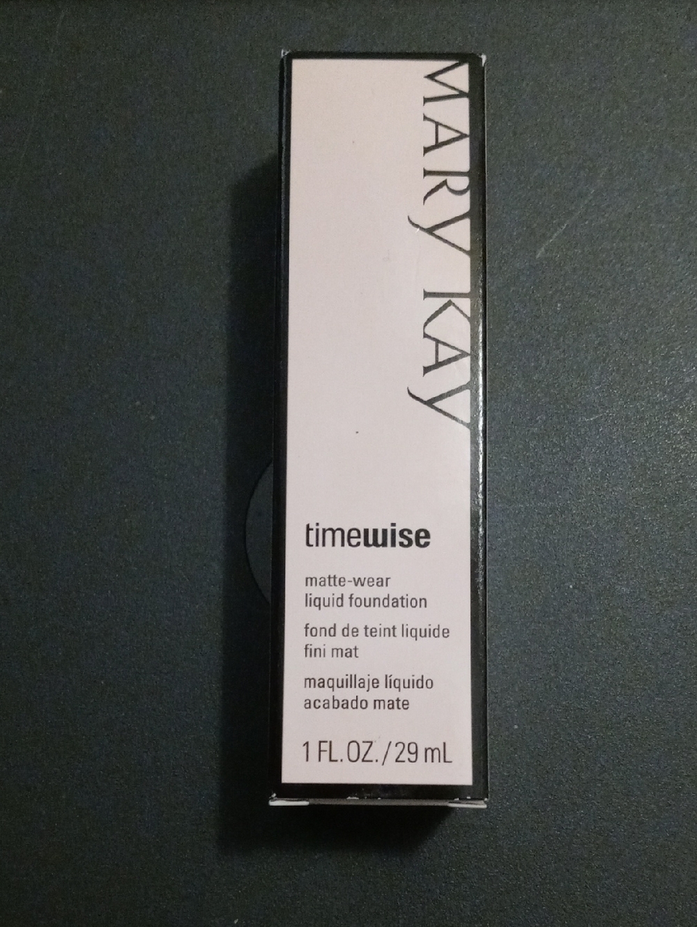 Mary Kay Timewise Luminous-Wear Foundation